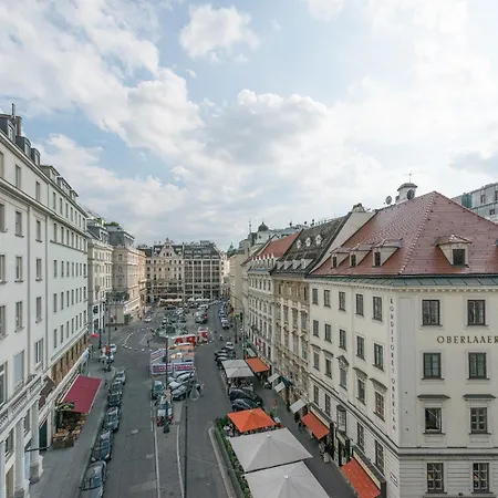 Pension Neuer Markt-2